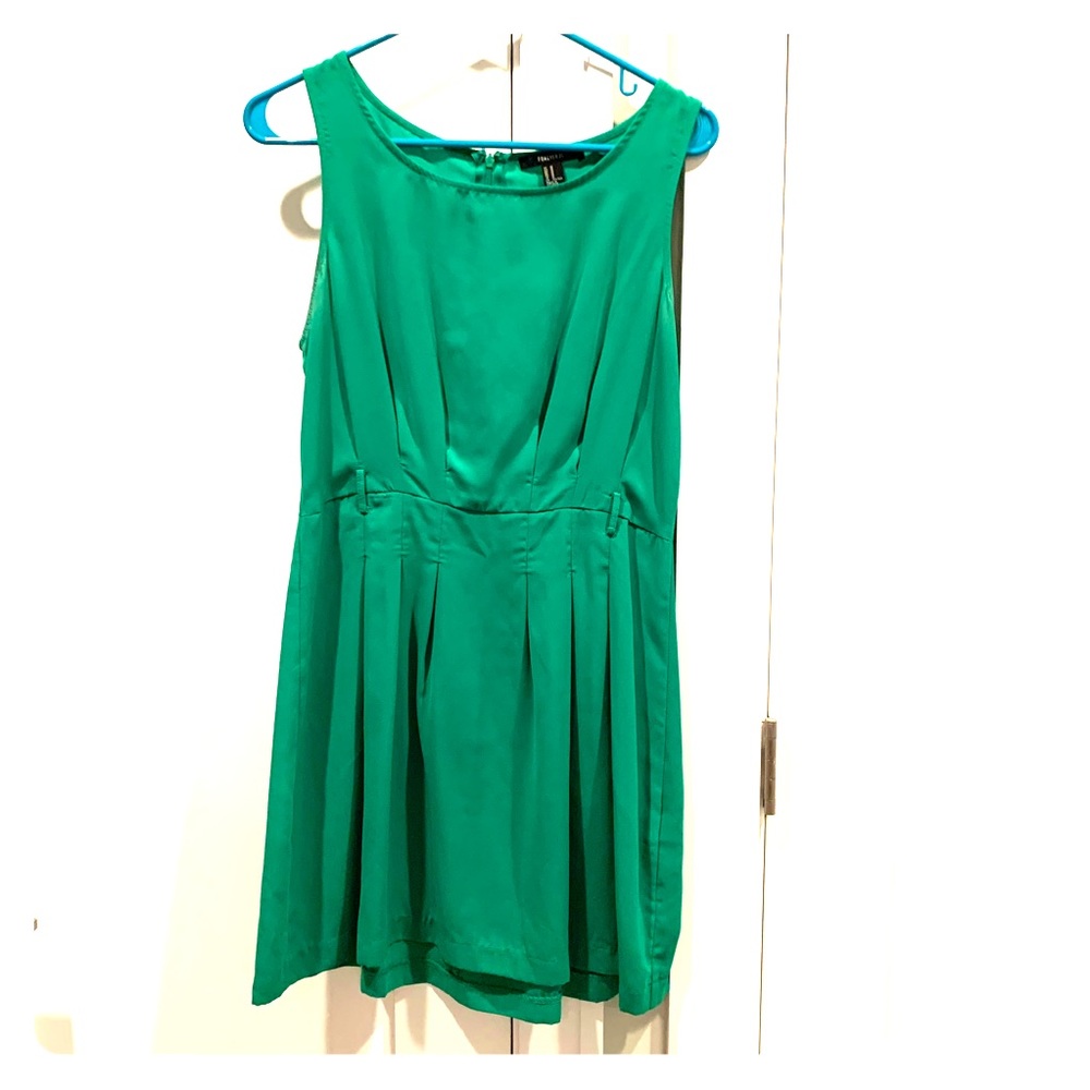 Green XXI spring dress
